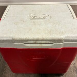 Coleman 9-Quart Hard Cooler